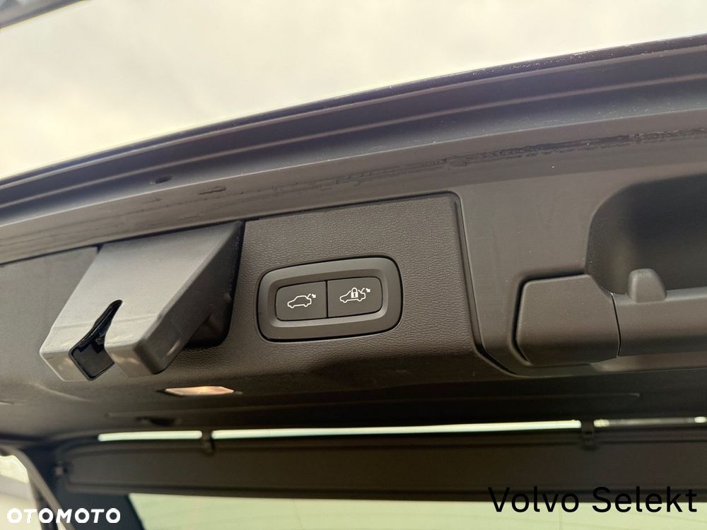 Volvo XC 60 - 33