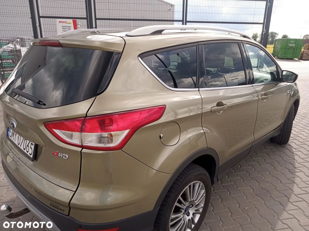 Ford Kuga 2.0 TDCi 4x4 Titanium - 4