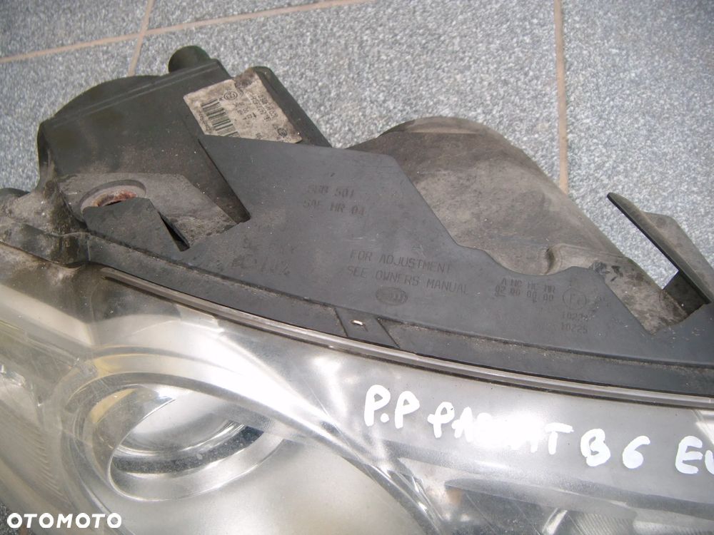 vw passat b6 lampa prawy przód  3c0941006q - 2