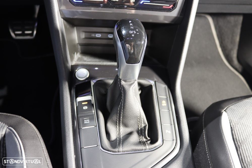 VW Tiguan Allspace 2.0 TDI R-Line DSG - 7