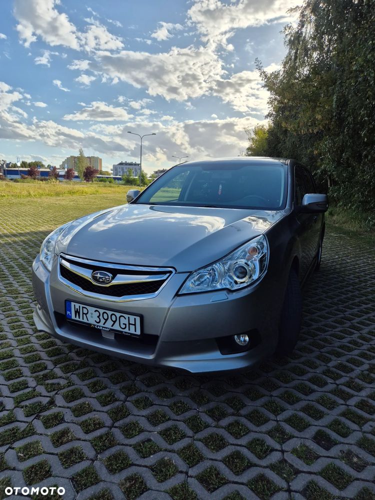Subaru Legacy 2.0R Comfort - 2