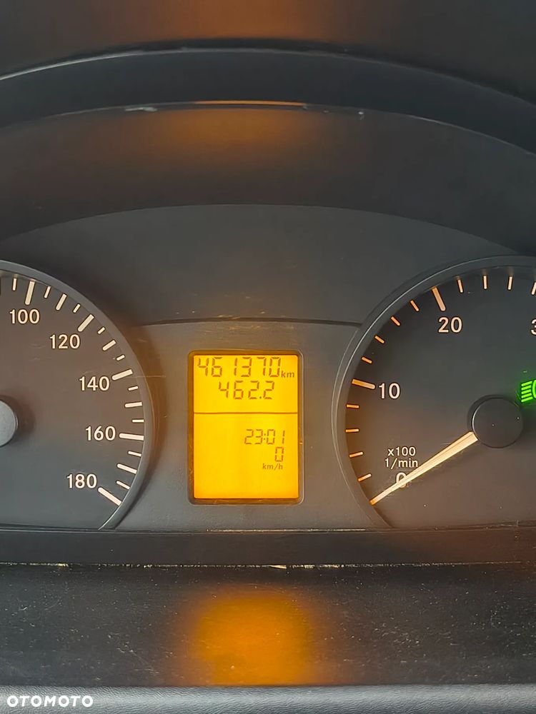 Mercedes-Benz SPRINTER - 10