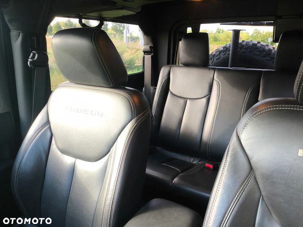 Jeep Wrangler - 19