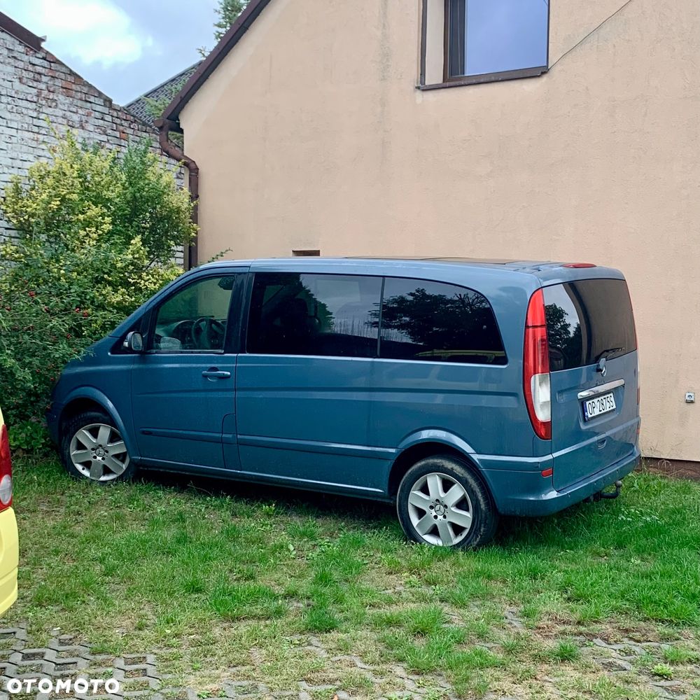 Mercedes-Benz Viano - 1
