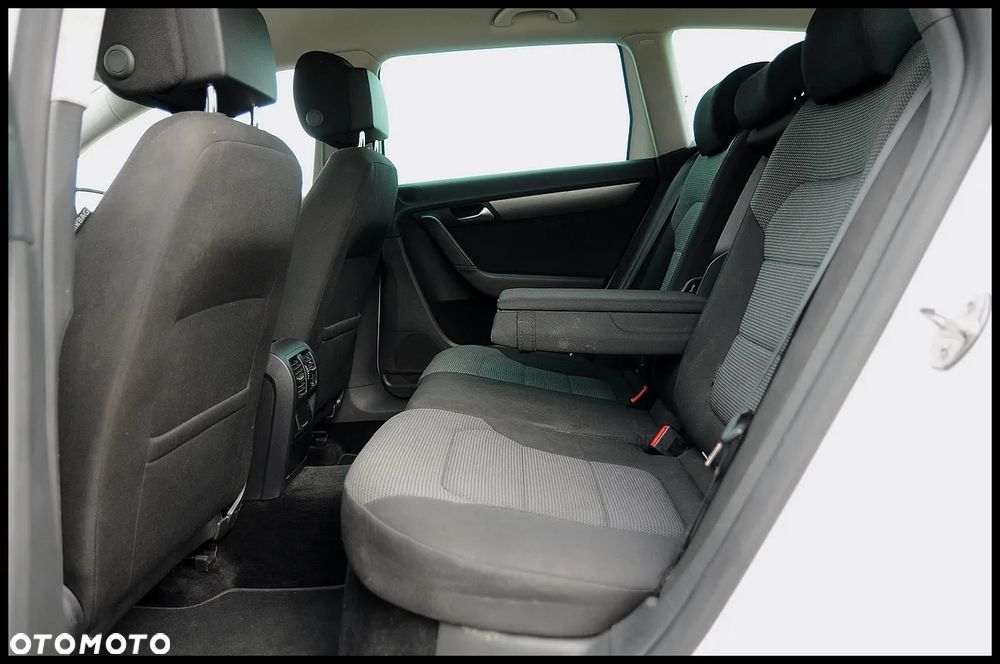 Volkswagen Passat 1.8 TSI DSG Comfortline - 31