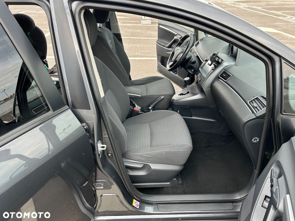 Toyota Verso 1.8 Premium MS 7os EU6 - 14