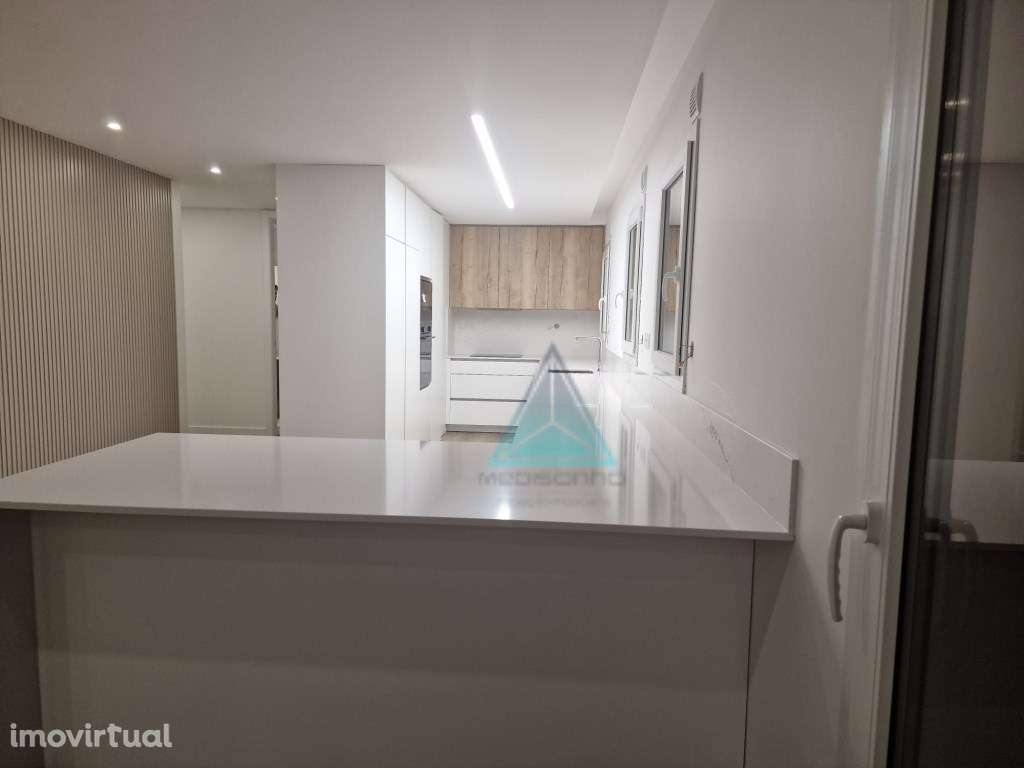 Apartamento T3+T2 Implex a estrear - Feijó, Vale de Flores - Grande imagem: 4/15