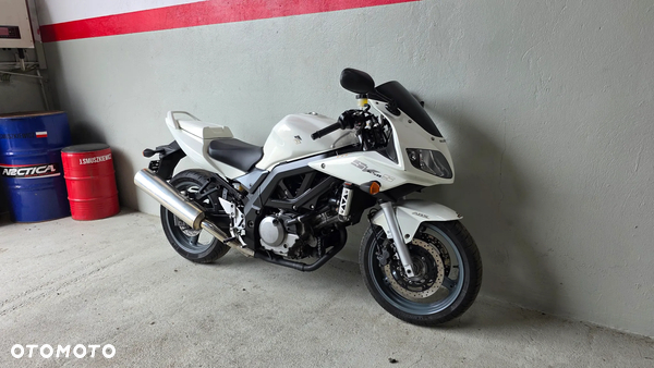 Suzuki SV