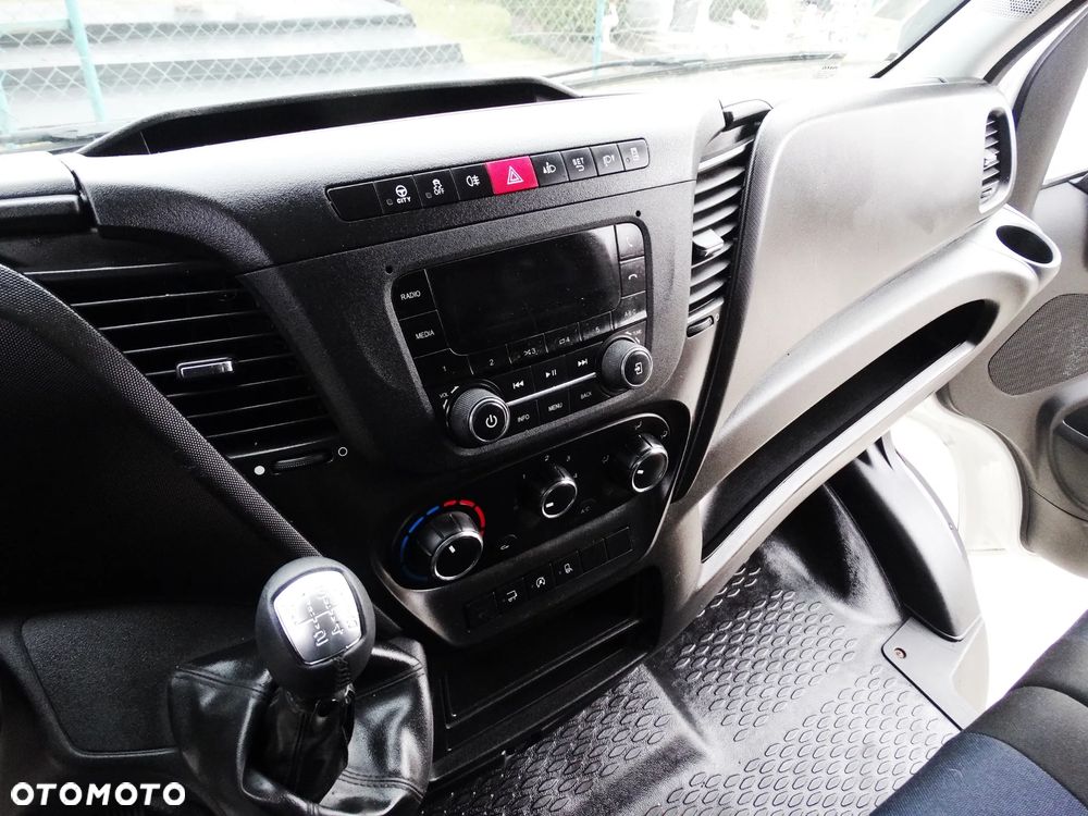 Iveco DAILY 35S14 140 PS 2020 KONTENER DHOLLANDIA MOŻLIWY KREDYT LEASING - 18