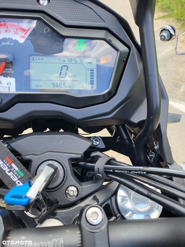 Benelli TRK 502X - 12