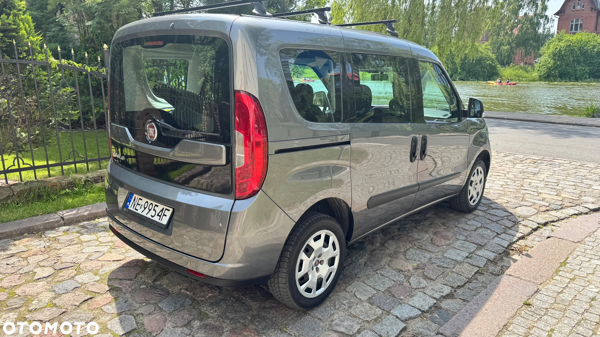 Fiat Doblo 1.4 T-Jet Active - 27