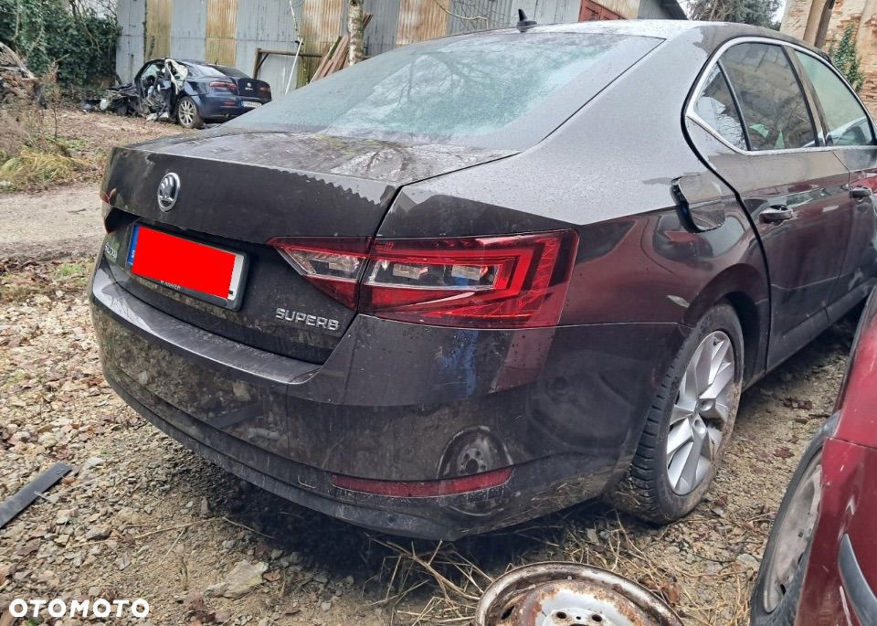 Skoda Superb 2.0 TDI DSG Active - 2