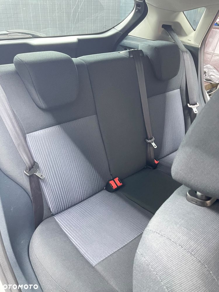 Ford Fiesta 1.25 Viva - 23