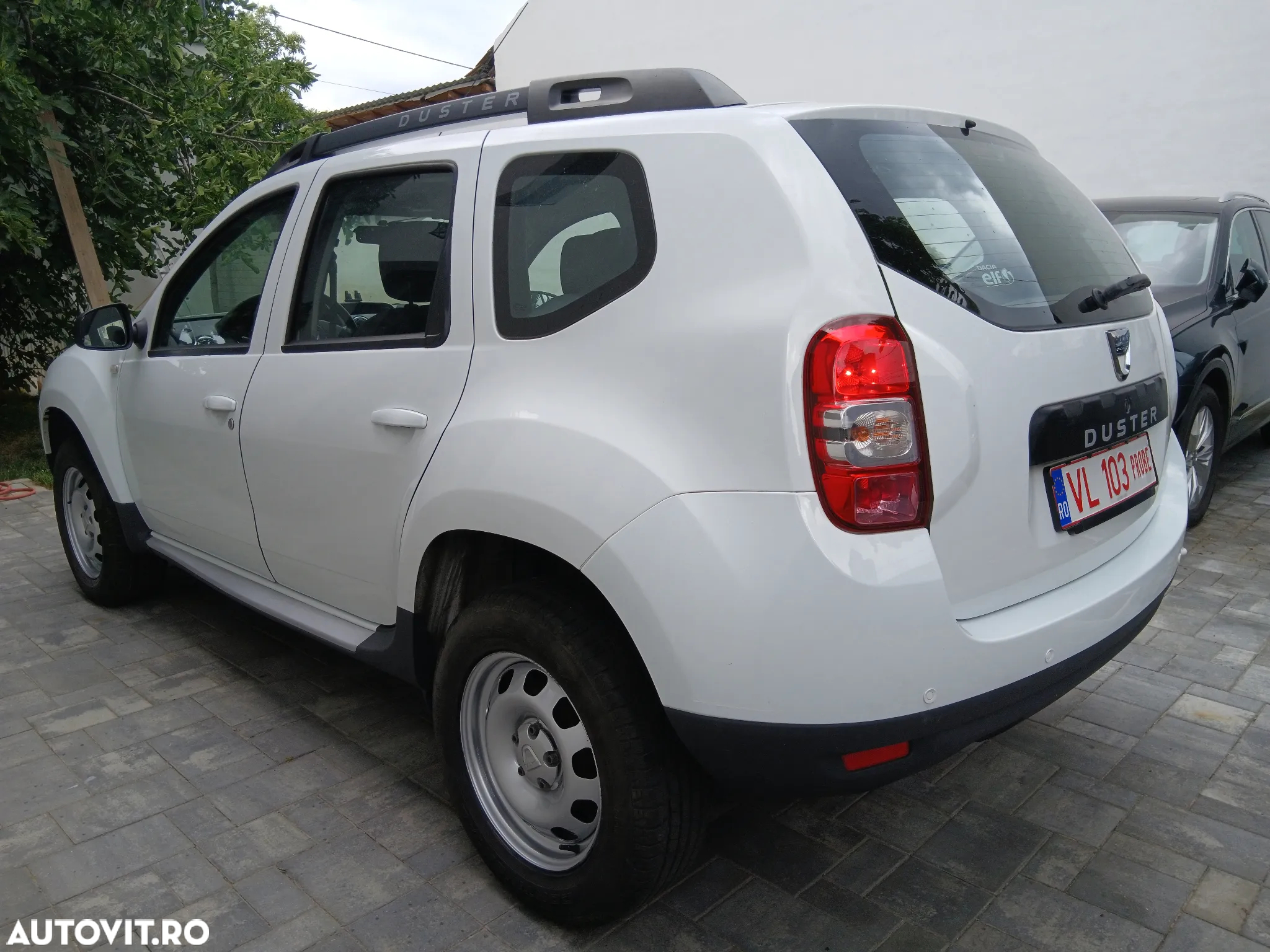 Dacia Duster 1.5 dCi 4x4 Laureate - 4