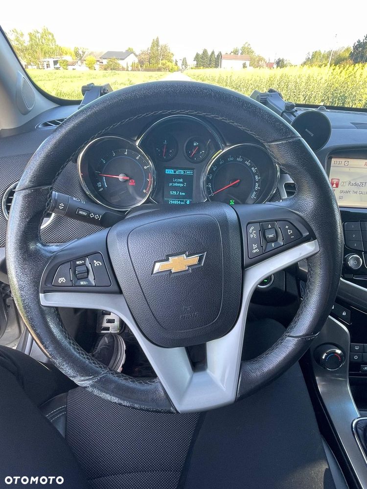 Chevrolet Cruze 1.4 T LT - 21