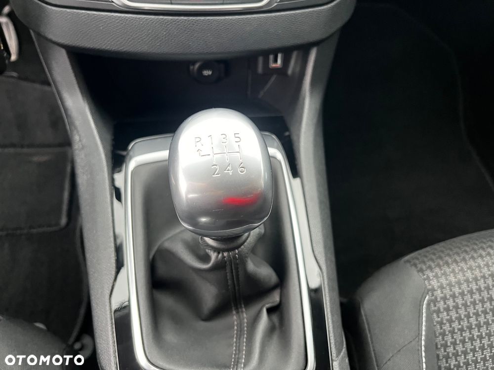 Peugeot 308 1.5 BlueHDi Active S&S - 21