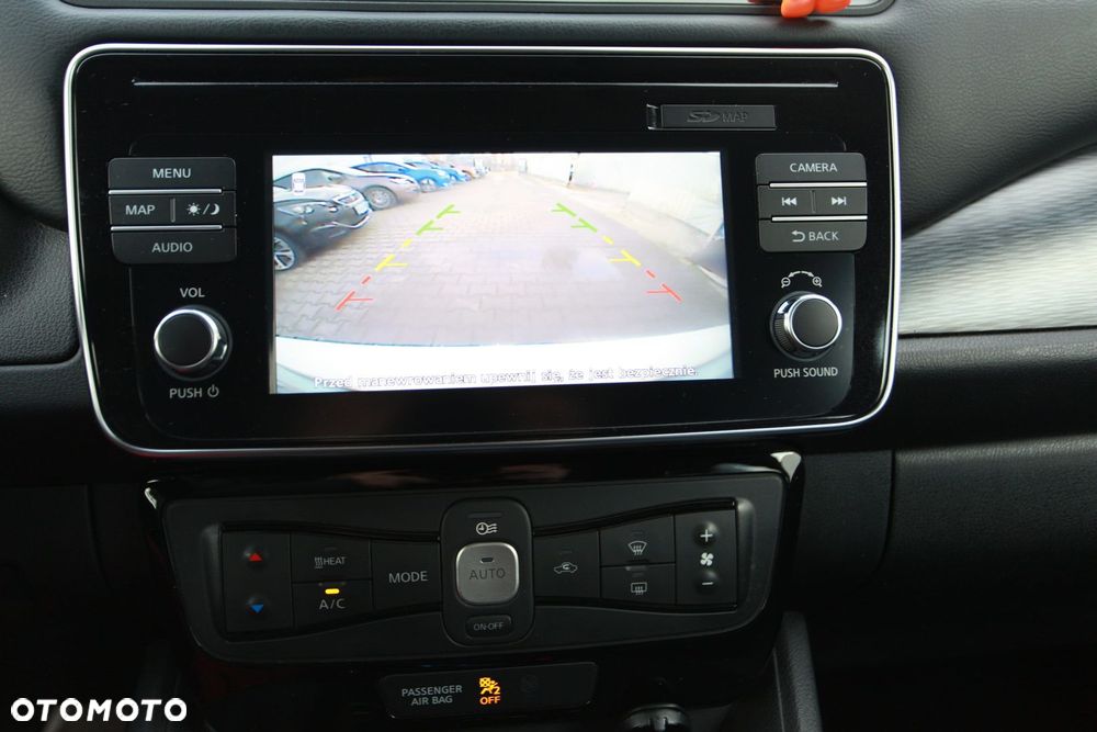 Nissan Leaf 40kWh Acenta (6.6 kW) - 29