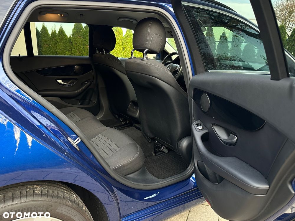 Mercedes-Benz Klasa C 220 d 9G-TRONIC Exclusive - 17