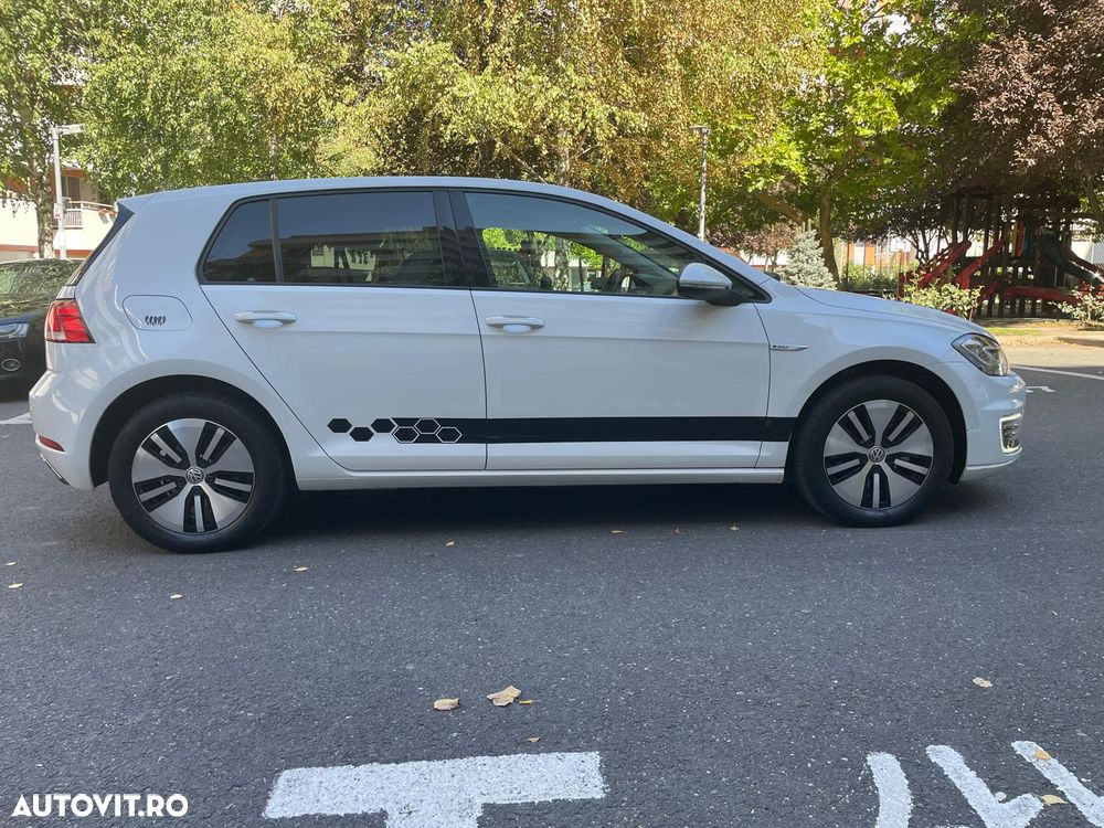 Volkswagen e-Golf - 8