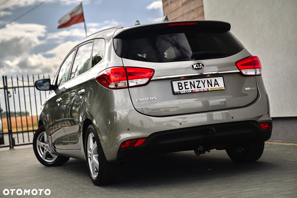 Kia Carens 1.6 GDI Attract - 35