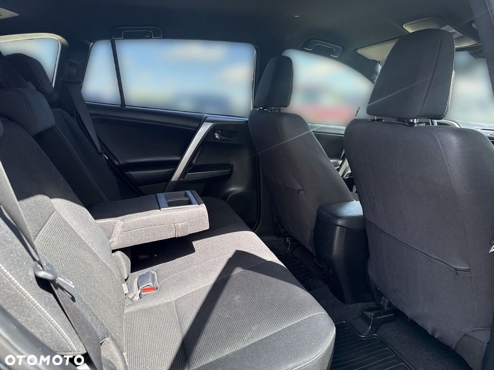 Toyota RAV4 Hybrid Premium 4x2 - 24
