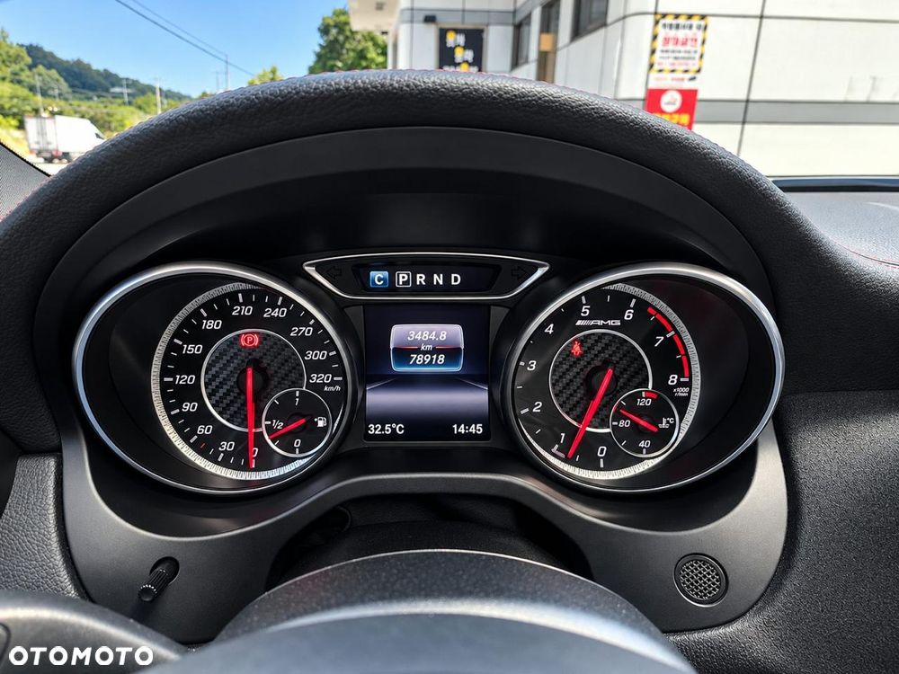 Mercedes-Benz CLA AMG 45 4Matic 7G-DCT - 5