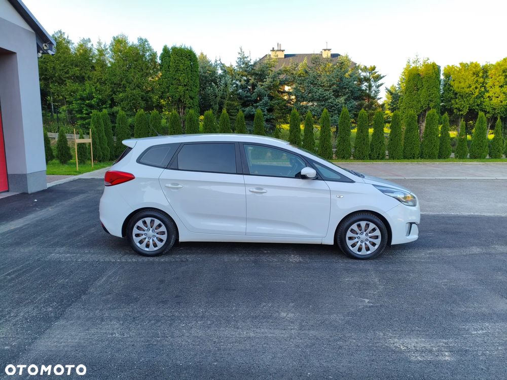 Kia Carens 1.7 CRDi L - 7
