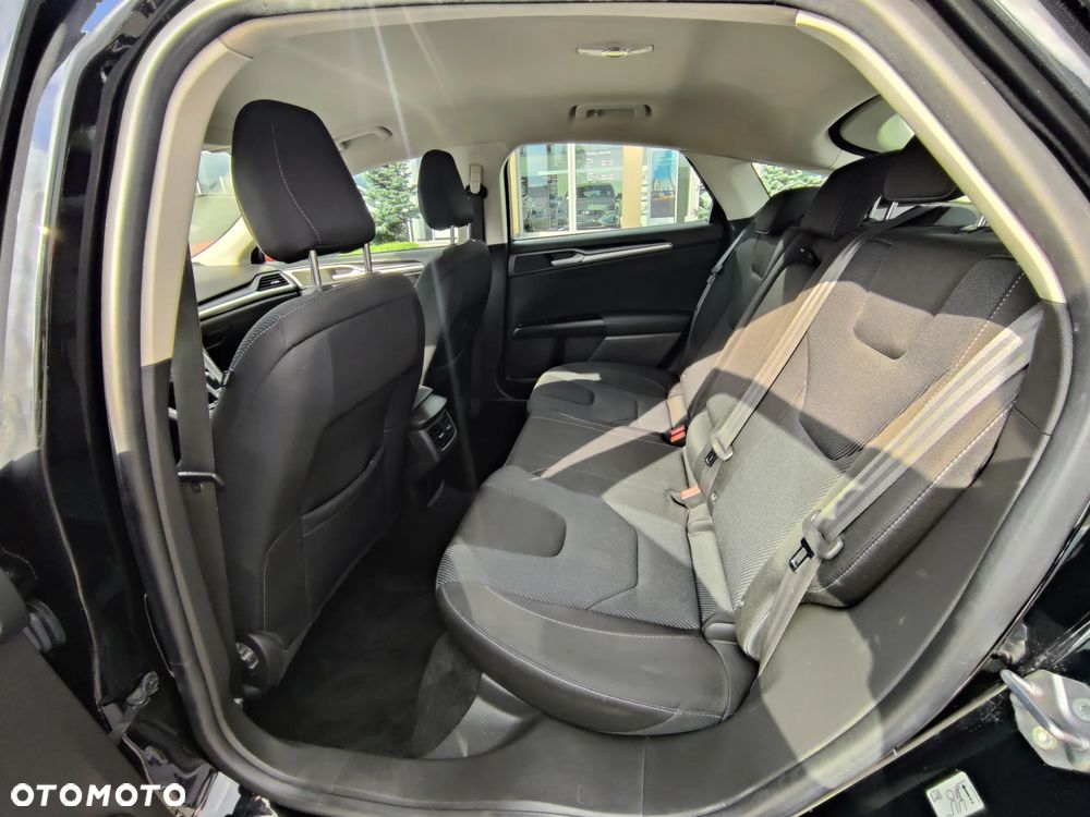 Ford Mondeo 2.0 TDCi Titanium PowerShift - 17