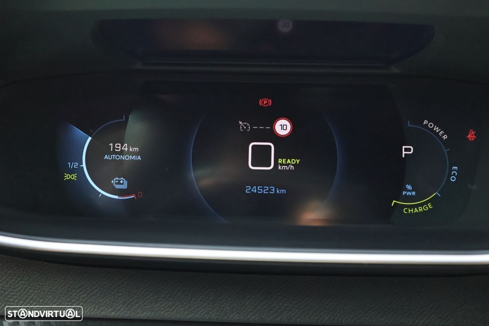 Peugeot e-2008 50 kWh Allure - 9