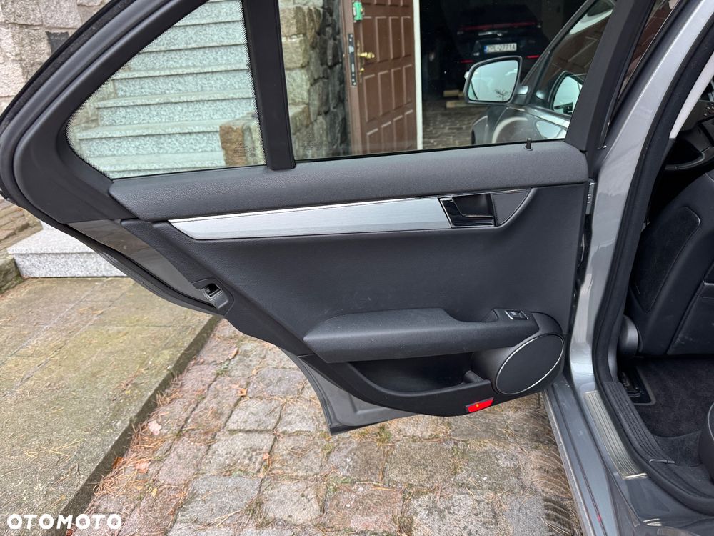 Mercedes-Benz Klasa C - 18