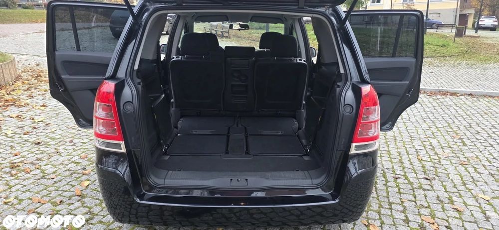 Opel Zafira 1.6 ECOFLEX Family Plus - 23