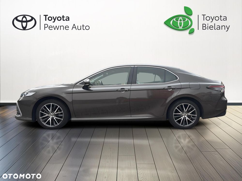 Toyota Camry 2.5 Hybrid Prestige CVT - 3