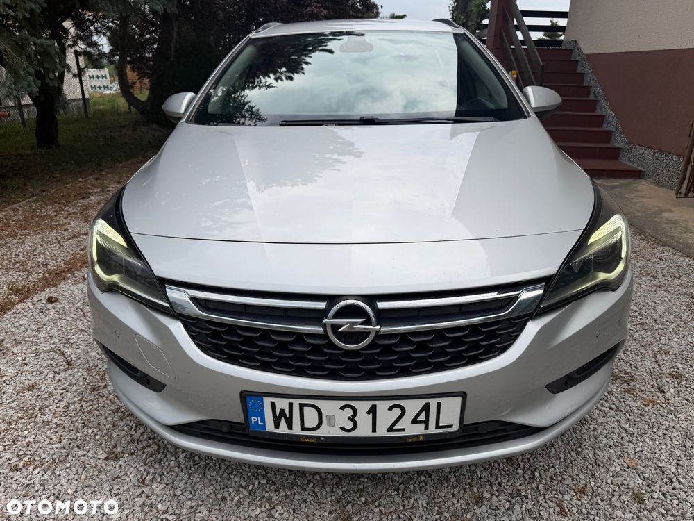 Opel Astra 1.6 CDTI Enjoy S&S - 2