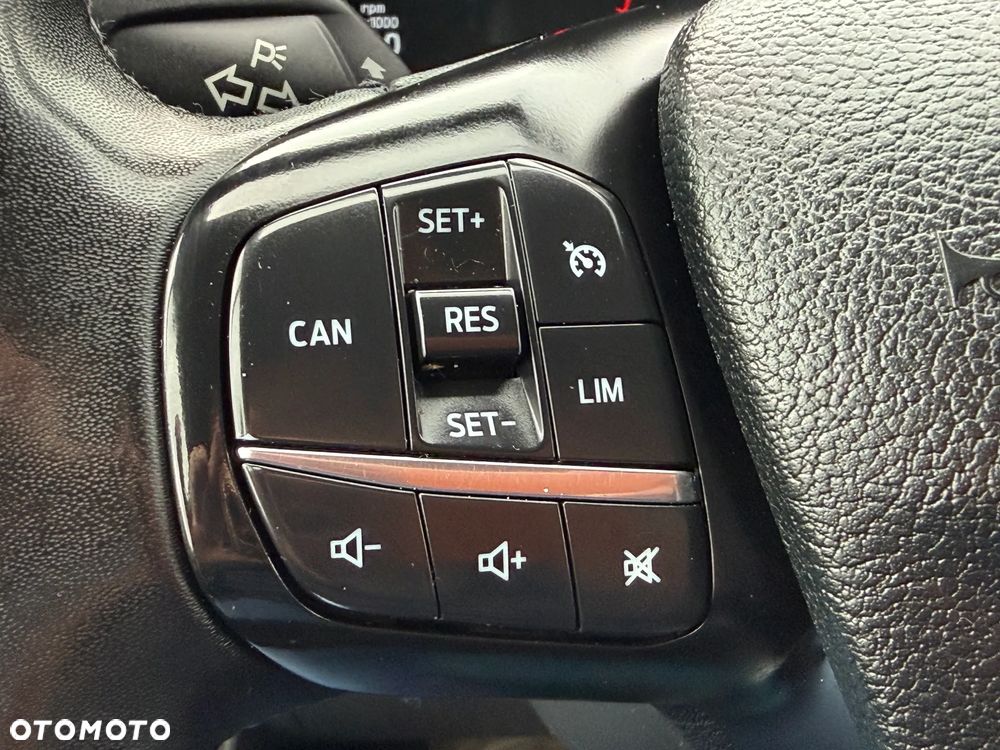 Ford CUSTOM DŁUGI 6 OSÓB - 18