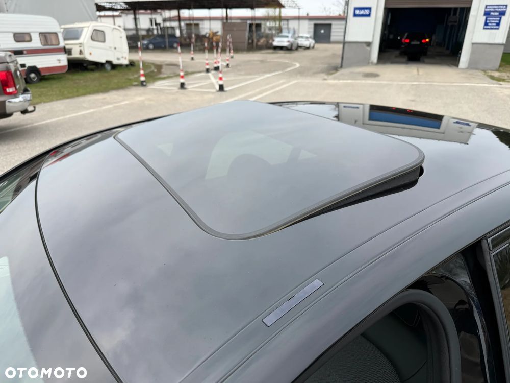 Mercedes-Benz Klasa C 180 7G-TRONIC Exclusive - 34
