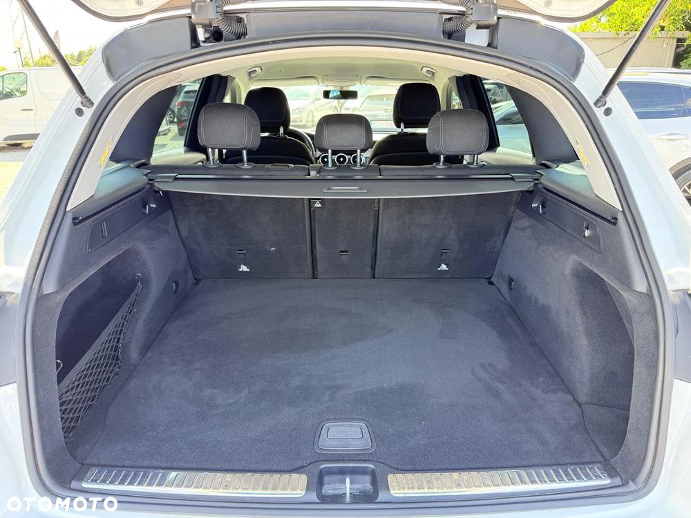 Mercedes-Benz GLC 220 d 4-Matic - 27