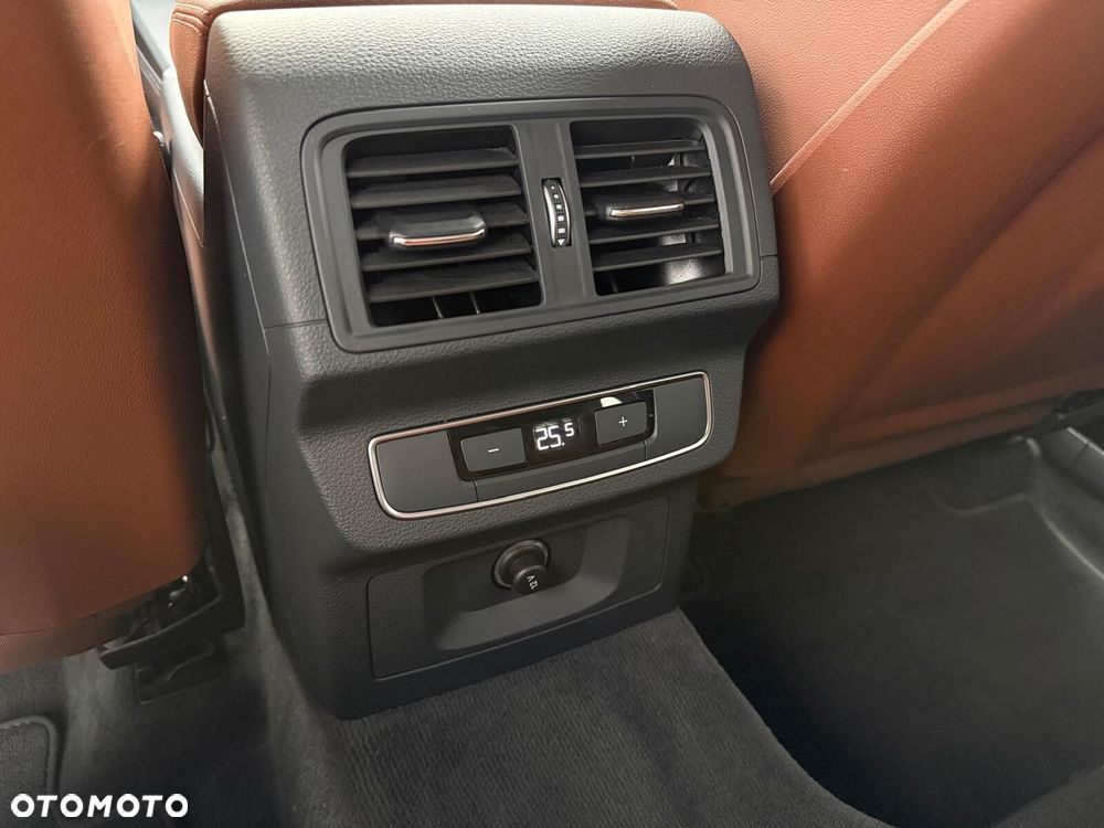 Audi Q5 50 TFSI e Quattro Advanced S tronic - 19