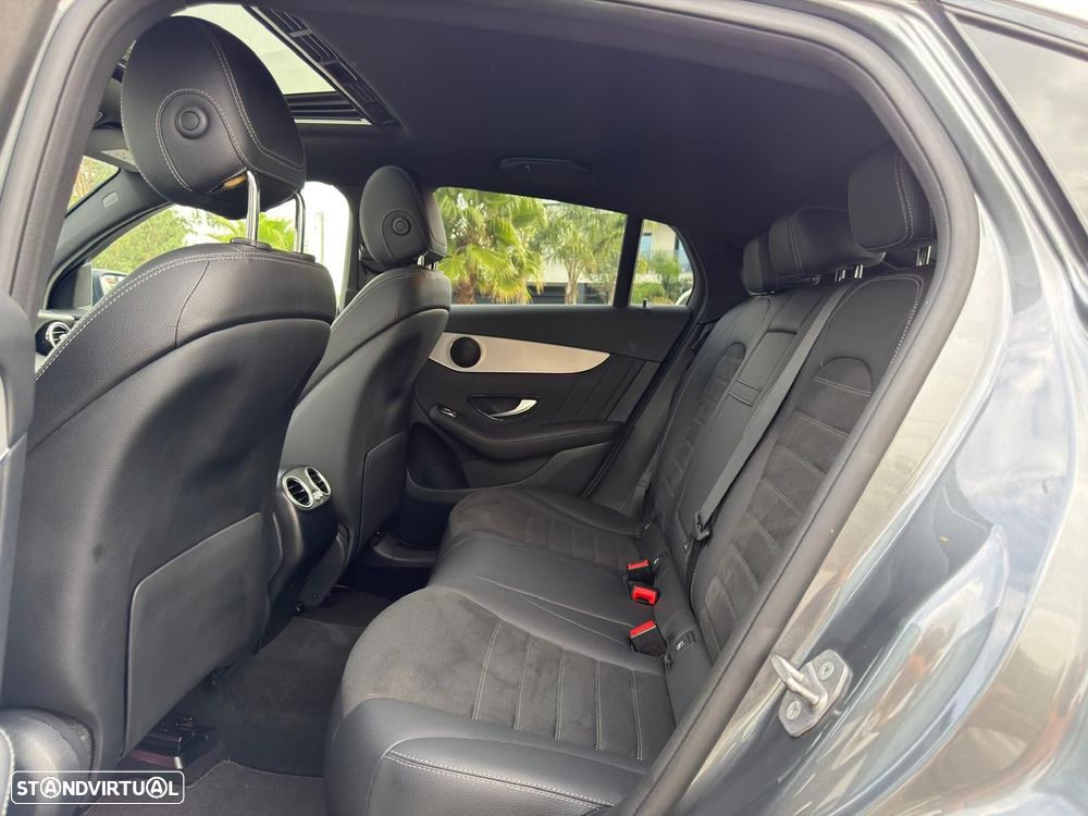 Mercedes-Benz GLC 300 e Coupé 4Matic - 29