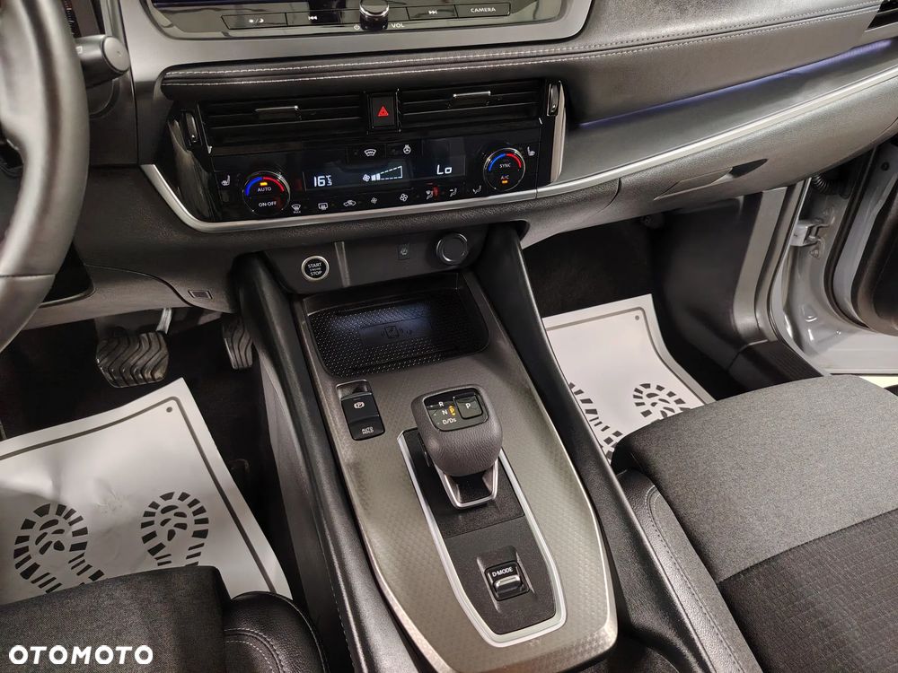 Nissan Qashqai 1.3 DIG-T MHEV Xtronic N-Connecta - 34