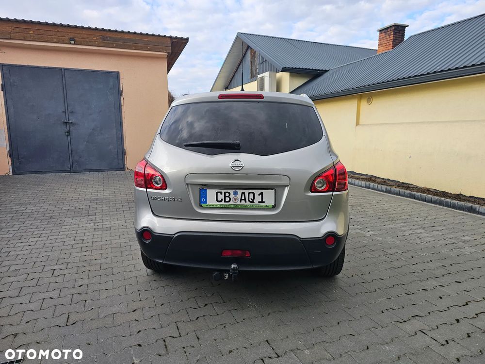 Nissan Qashqai+2 2.0 visia - 6