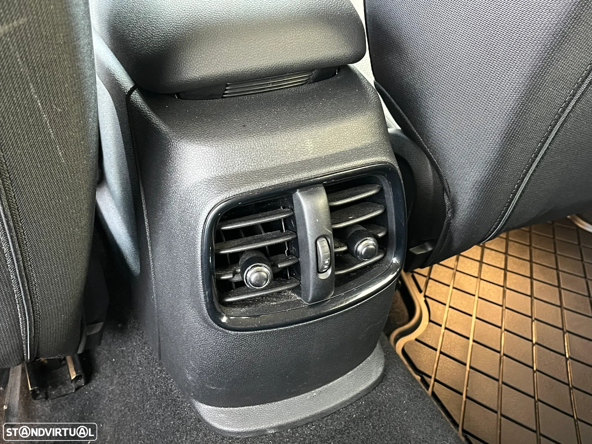MINI Clubman One D - 26