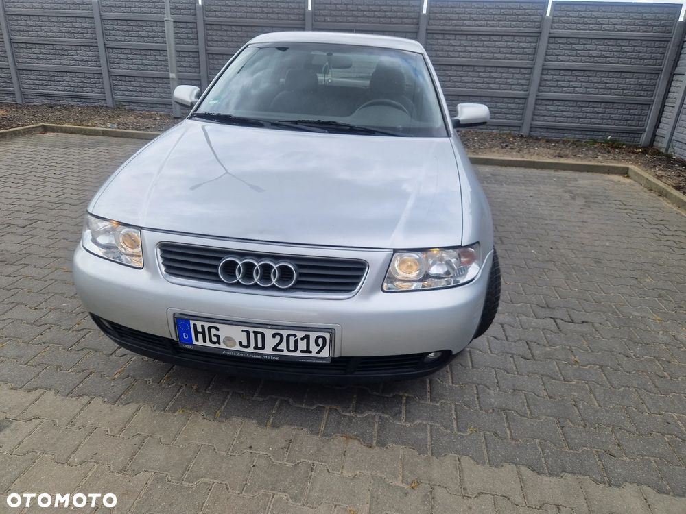 Audi A3 Sportback 1.6 Ambiente - 6