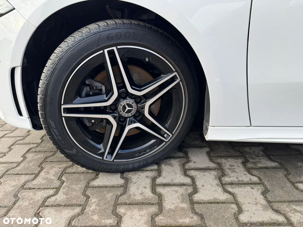 Mercedes-Benz Klasa A 250 e PHEV AMG Line 8G-DCT - 9