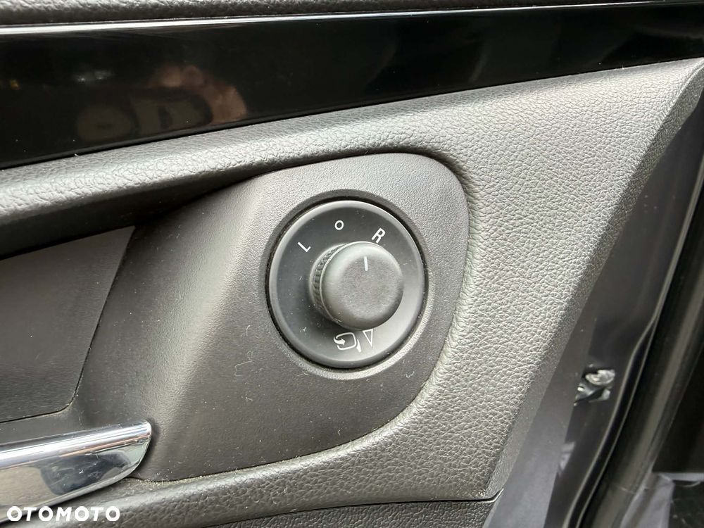 Opel Insignia 2.0 CDTI Cosmo - 24