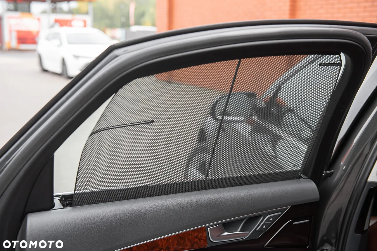 Audi A8 4.2 FSI quattro tiptronic - 26