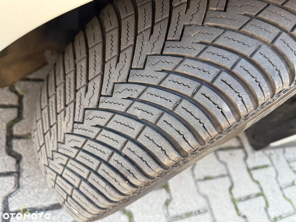 Ford C-MAX 2.0 TDCi Titanium - 12