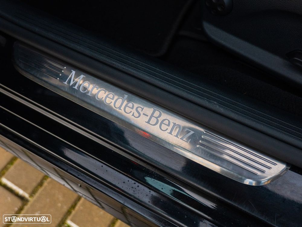 Mercedes-Benz E 220 d AMG Line - 16