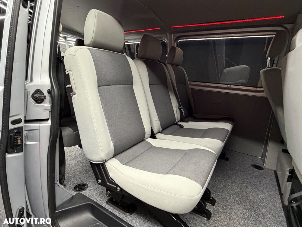 Volkswagen Transporter 2.0 75 kW KR - 19