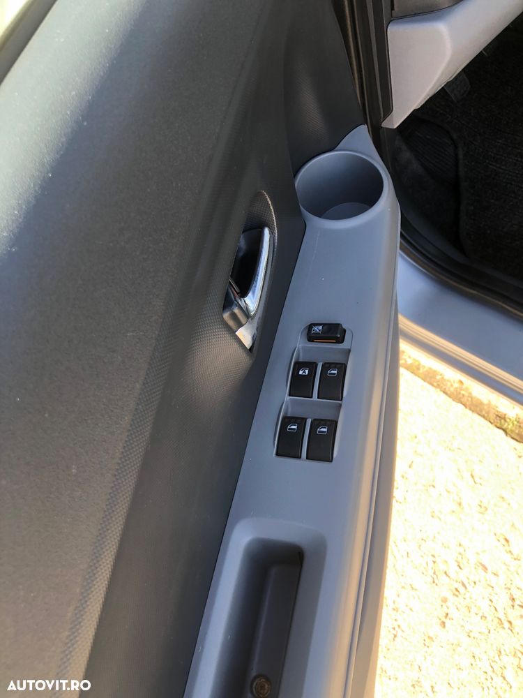 Daihatsu Sirion 1.3 ECO 4WD - 10