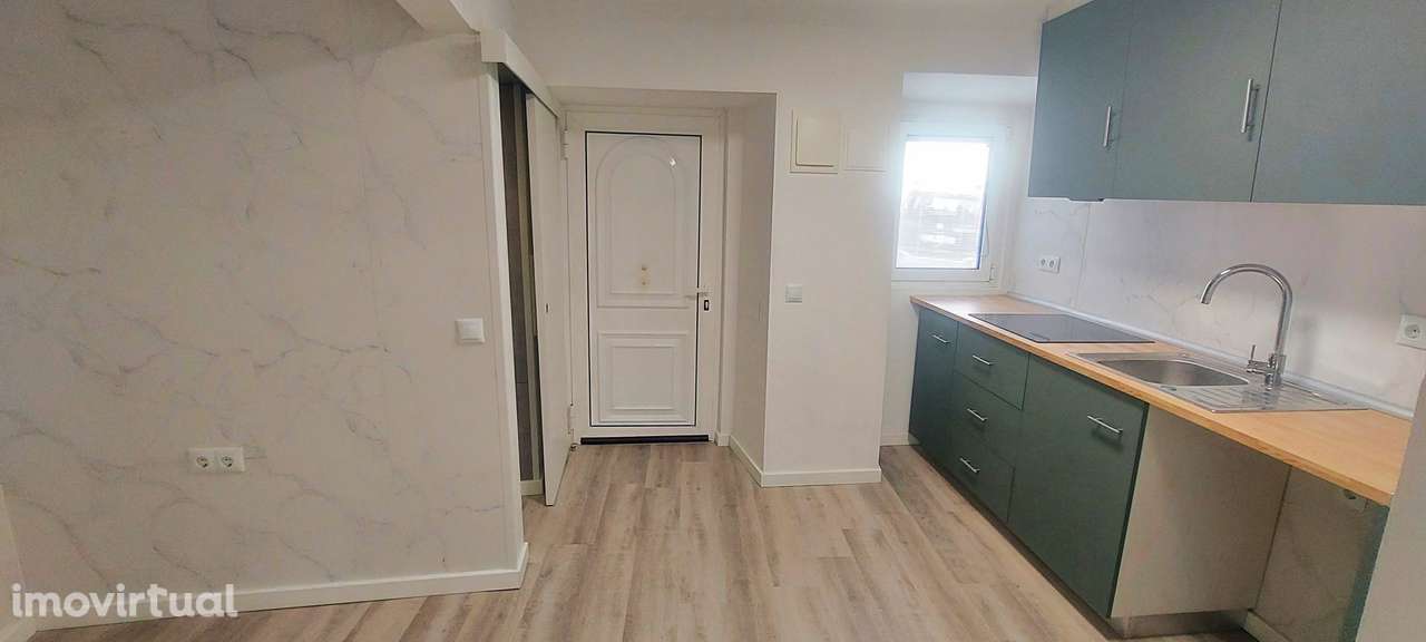 ALCÂNTARA / ESTRELA - Moradia T1 A ESTREAR! - Grande imagem: 3/12